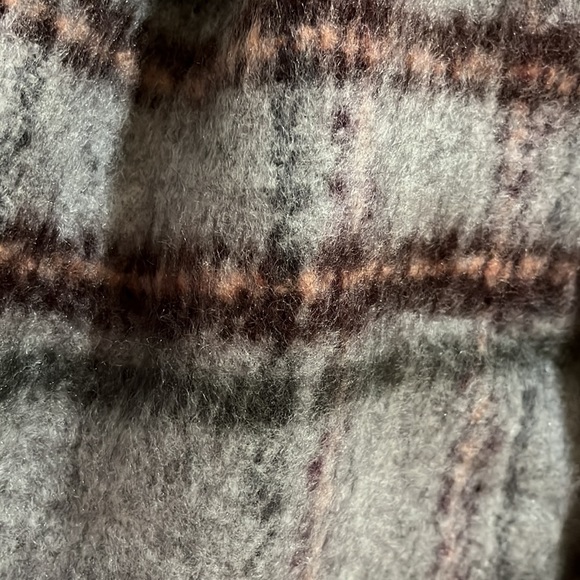 Plaid scarf - Picture 3 of 3